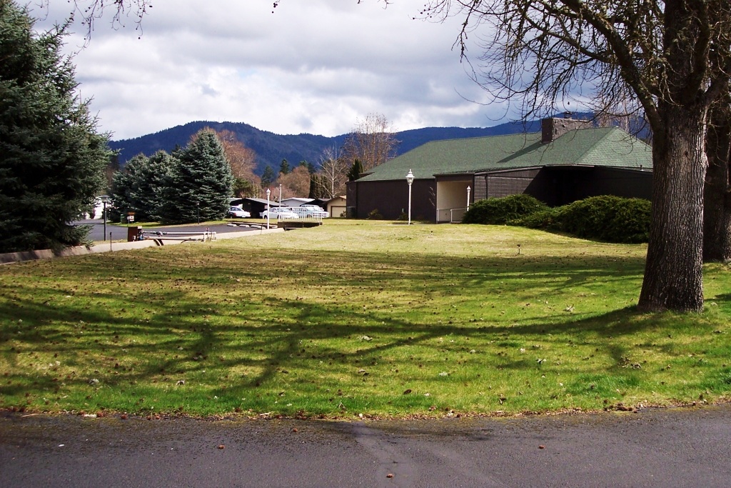 Rogue Lea Estates in Grants Pass Oregon